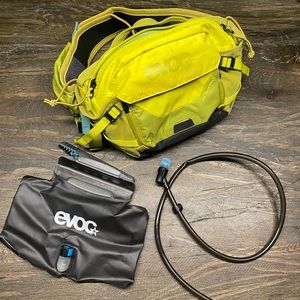 evoc Hip Pack Pro Hydration Waist Pack 1.5L bladder